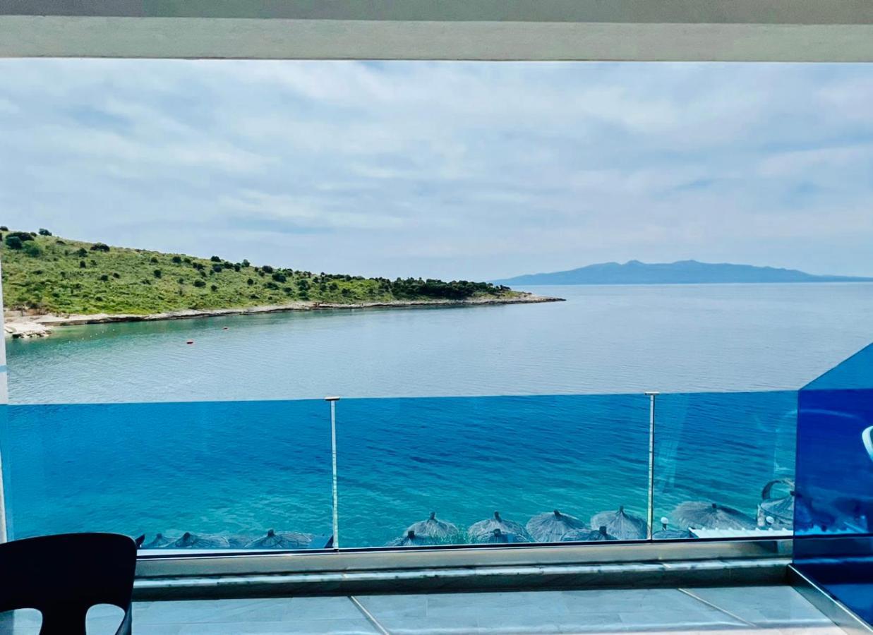 Fabeno Villa Sarandë エクステリア 写真