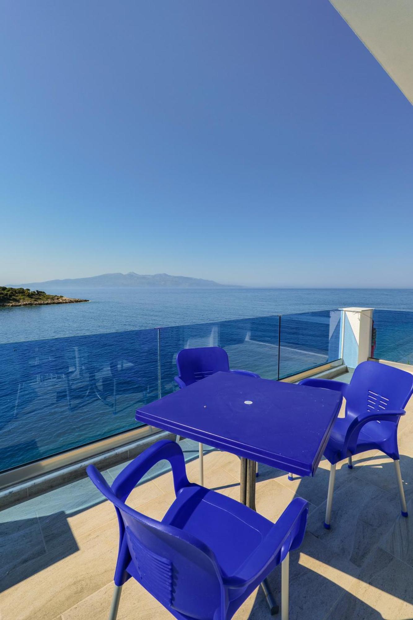 Fabeno Villa Sarandë エクステリア 写真