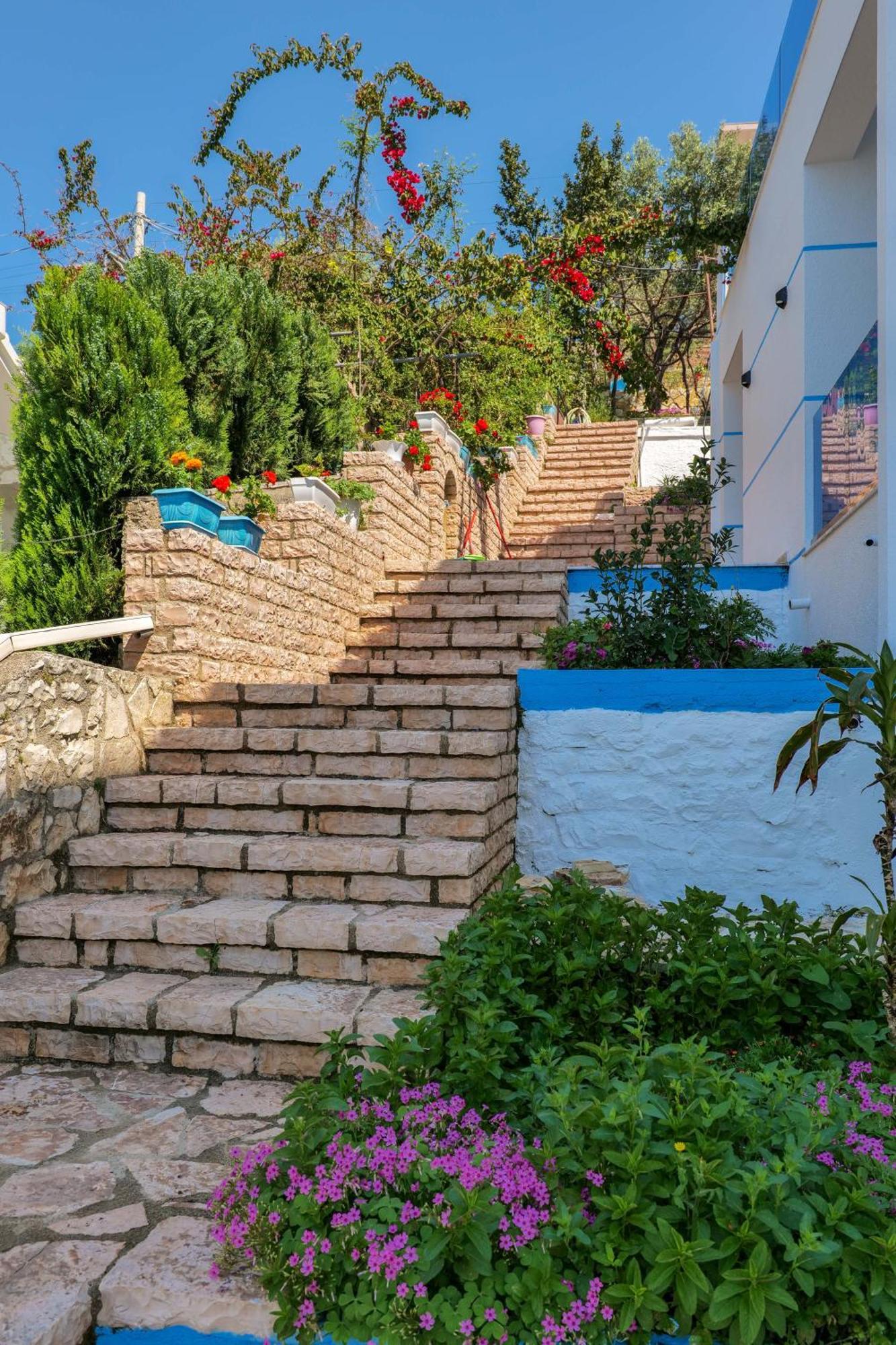 Fabeno Villa Sarandë エクステリア 写真